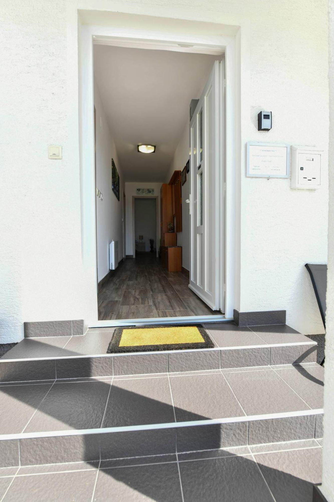 Apartman Tina Rakovica Exterior foto